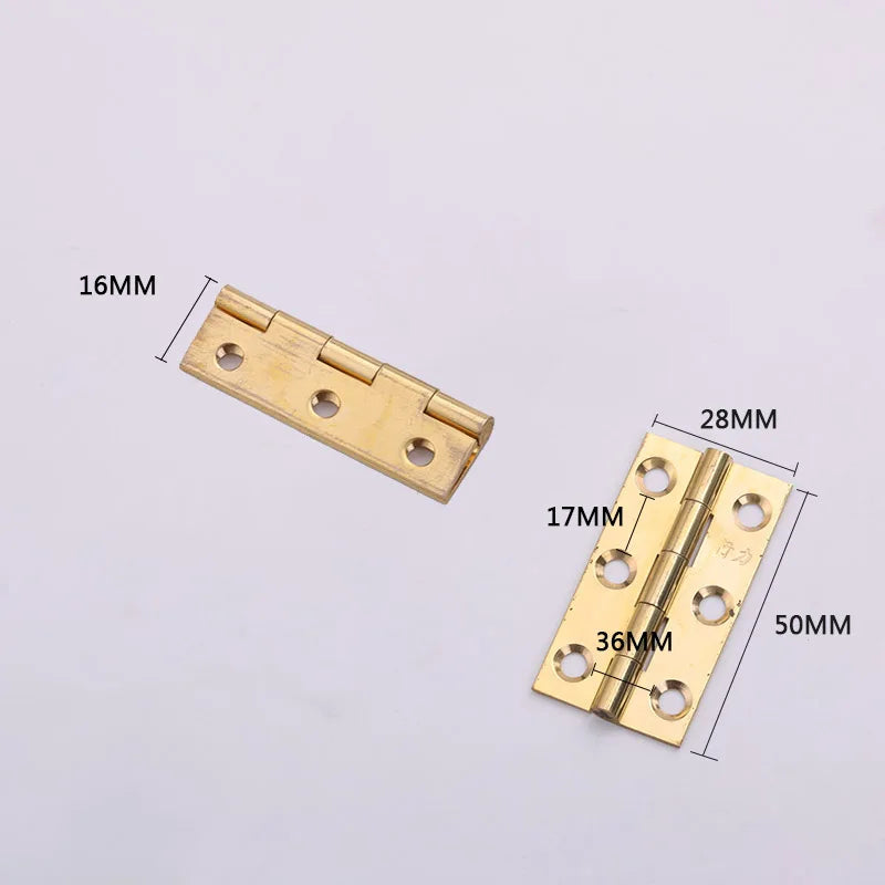 Conjunto de 4 mini dobradiças de latão puro para móveis.