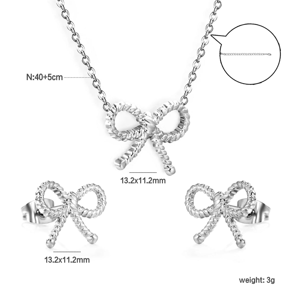 LUXUKISSKIDS Sets aus Ohrringen, Anhängern und Halsketten mit Schleifenmotiv aus Chirurgenstahl als Geschenk.